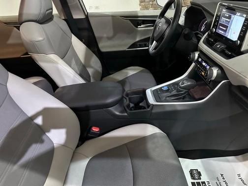 2021 Toyota RAV4 Limited