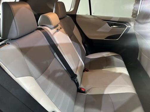 2021 Toyota RAV4 Limited