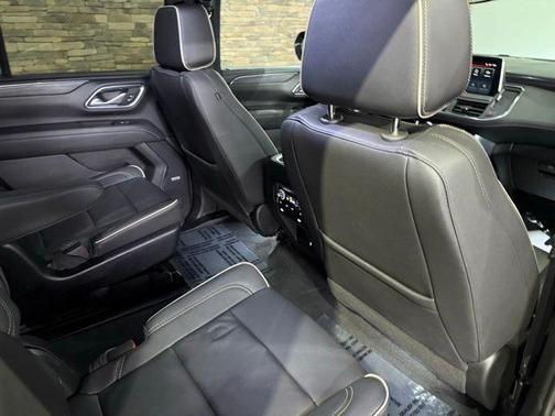 Onyx Black 2023 GMC Yukon SLT