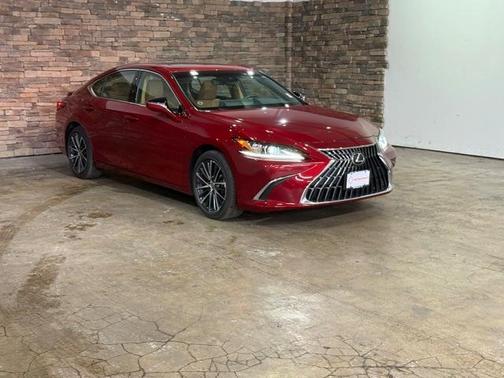 2025 Lexus ES 300h 