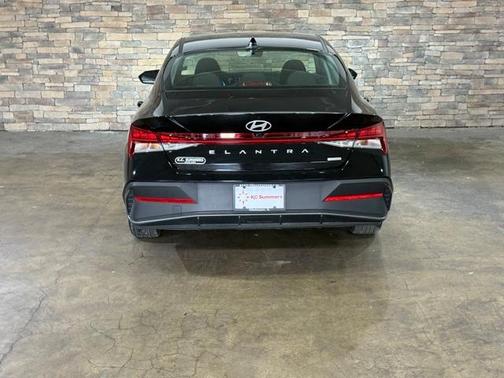 2025 Hyundai ELANTRA HEV Blue