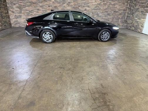 2025 Hyundai ELANTRA HEV Blue