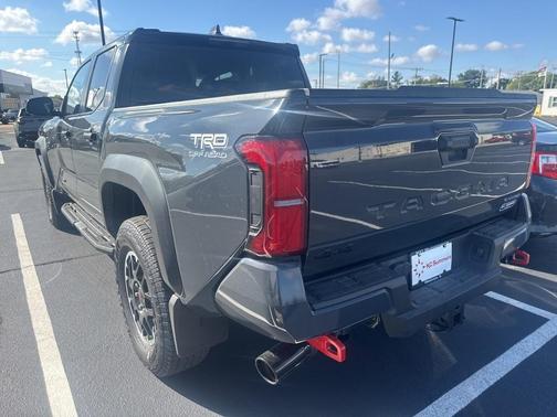 2025 Toyota Tacoma Hybrid TRD Off Road