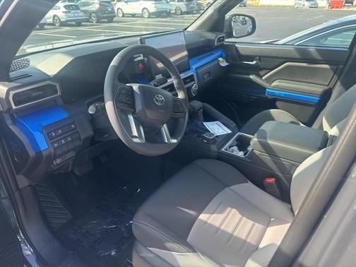 2025 Toyota Tacoma Hybrid TRD Off Road