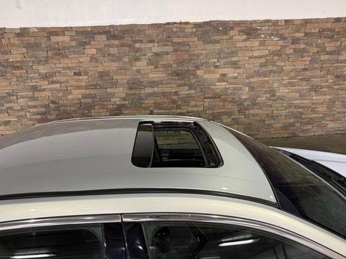 Ingot Silver 2017 Ford Taurus Limited