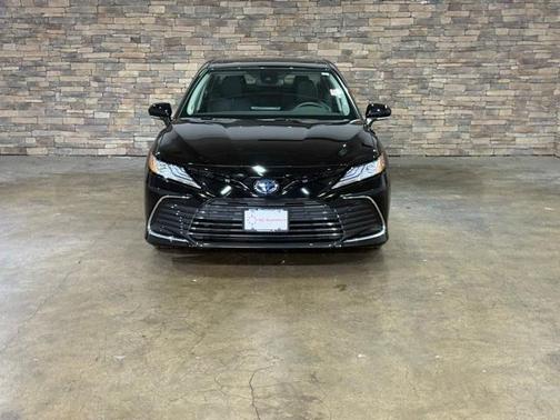 2024 Toyota Camry Hybrid XLE