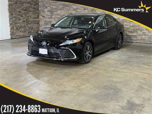 2024 Toyota Camry Hybrid XLE