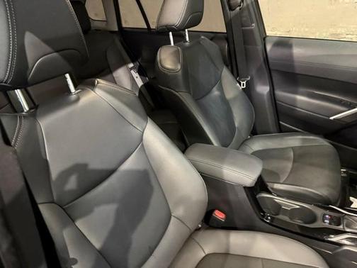 2022 Toyota Corolla Cross XLE