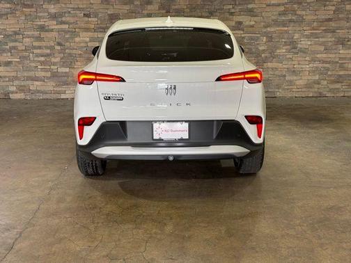 Summit White 2025 Buick Envista Preferred