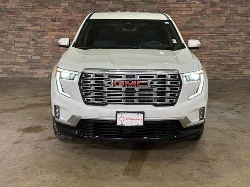 2025 GMC Acadia Denali