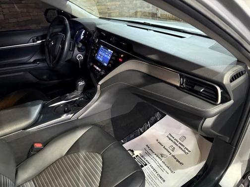 2020 Toyota Camry SE Nightshade