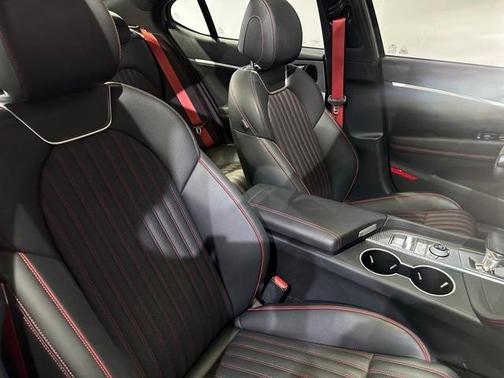 2023 Genesis G70 3.3T