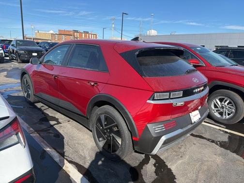 2026 Hyundai IONIQ 5 SEL