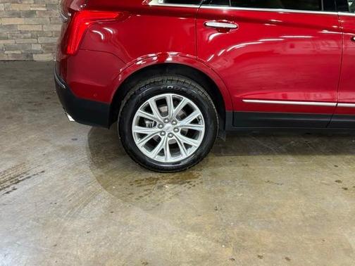 2019 Cadillac XT5 Premium Luxury