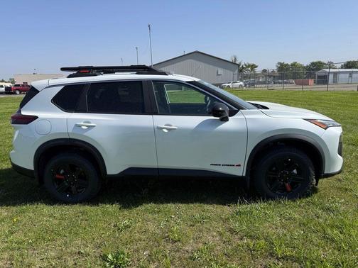 Everest White P 2026 Nissan Rogue Rock Creek