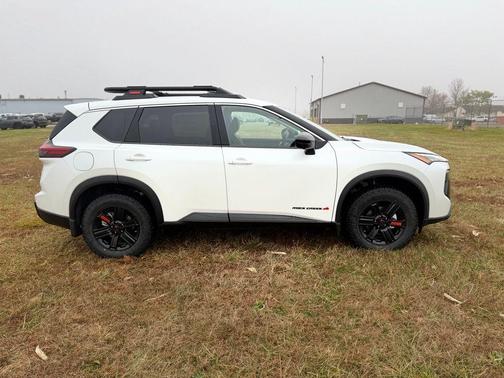 Everest White P 2026 Nissan Rogue Rock Creek