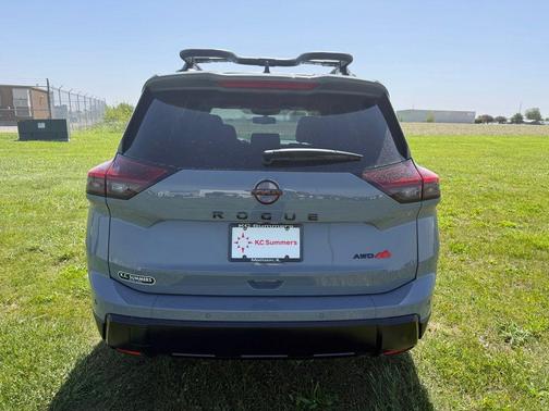 Boulder Gray Metallic 2026 Nissan Rogue Rock Creek