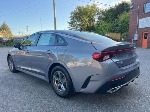 2022 Kia K5 LXS