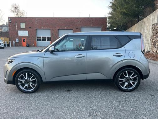 2024 Kia Soul EX