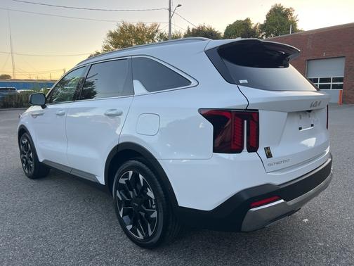2025 Kia Sorento SX