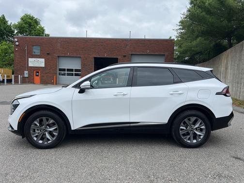 2025 Kia Sportage SX