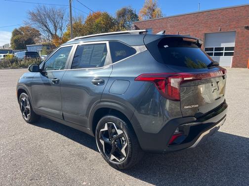 2025 Kia Seltos S