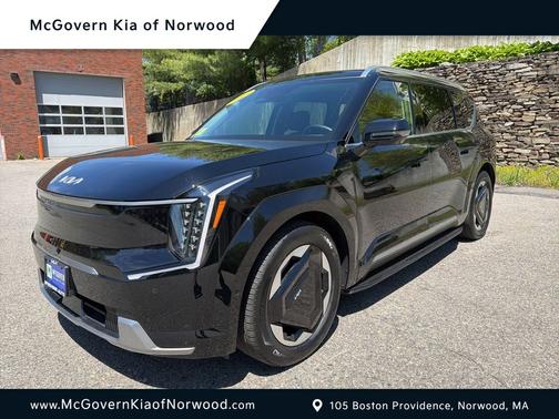 Ebony Black 2025 Kia EV9 Land