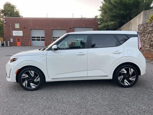 2023 Kia Soul GT-Line