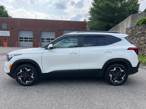2024 Kia Seltos EX