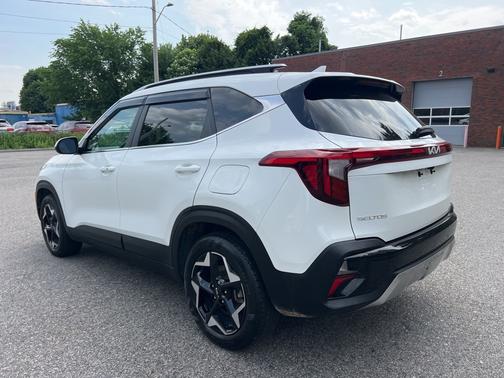 2024 Kia Seltos EX