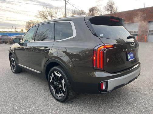 2024 Kia Telluride EX