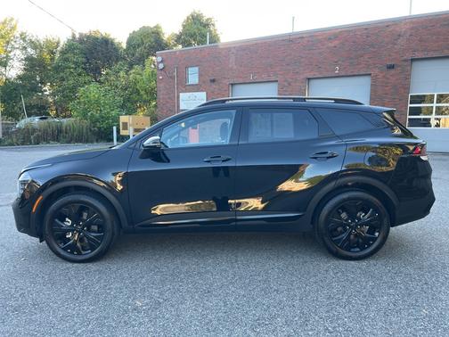 2025 Kia Sportage X-Line