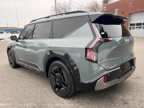 2024 Kia EV9 GT-Line