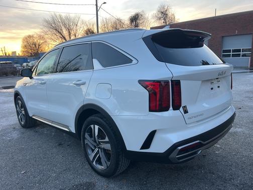 2023 Kia Sorento Hybrid EX