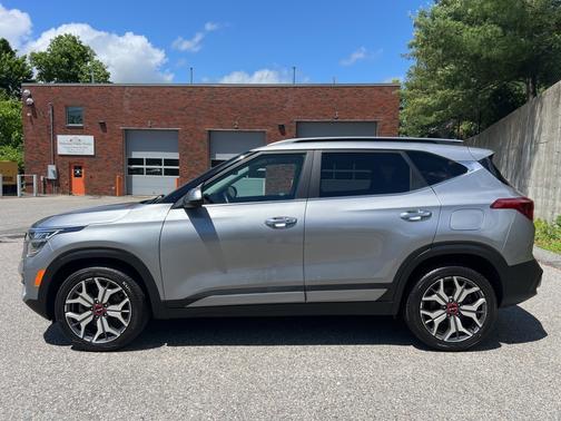 2022 Kia Seltos SX
