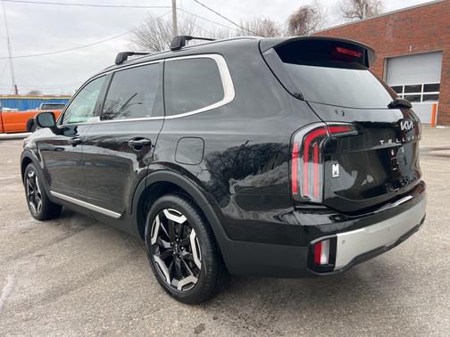 2023 Kia Telluride EX