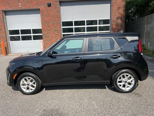 2023 Kia Soul S