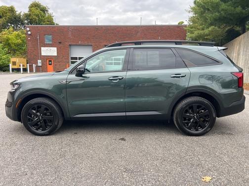 2022 Kia Sorento S