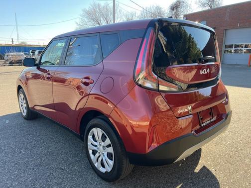 2023 Kia Soul LX