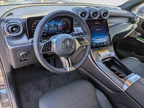 Graphite Gray Metallic 2026 Mercedes-Benz GLC 300 Base 4MATIC