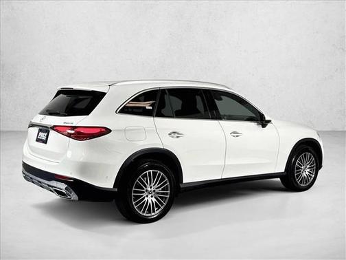 Polar White 2026 Mercedes-Benz GLC 300 Base 4MATIC