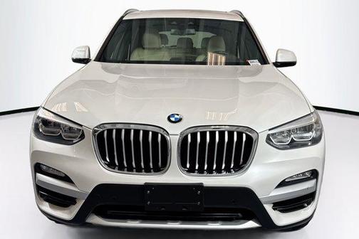 Mineral White Metallic 2019 BMW X3 sDrive30i