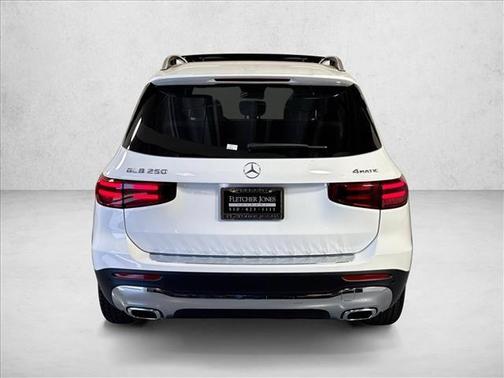 Polar White 2026 Mercedes-Benz GLB 250 Base 4MATIC