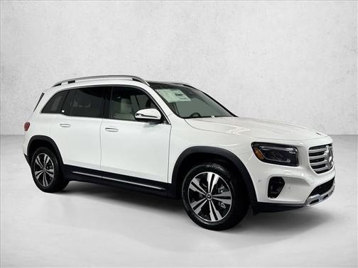 Polar White 2026 Mercedes-Benz GLB 250 Base