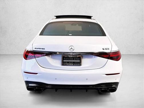MANUFAKTUR Moonlight White Metallic 2025 Mercedes-Benz AMG S 63 E Base