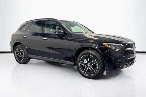 Obsidian Black 2026 Mercedes-Benz GLC 300 Base 4MATIC