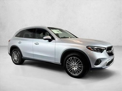 Cirrus Silver Metallic 2026 Mercedes-Benz GLC 300 Base 4MATIC