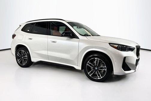 Mineral White Metallic 2023 BMW X1 xDrive28i