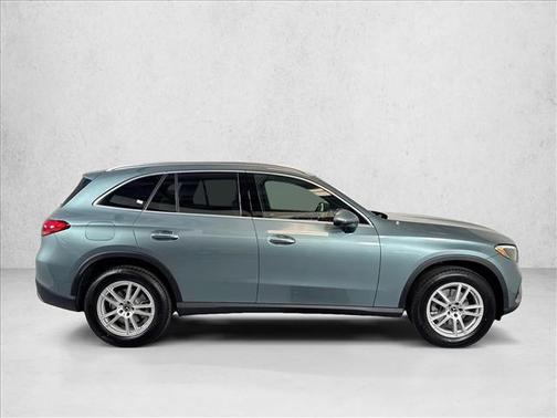 Verde 2026 Mercedes-Benz GLC 300 Base 4MATIC