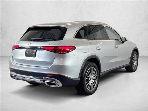 Cirrus Silver Metallic 2026 Mercedes-Benz GLC 300 Base 4MATIC